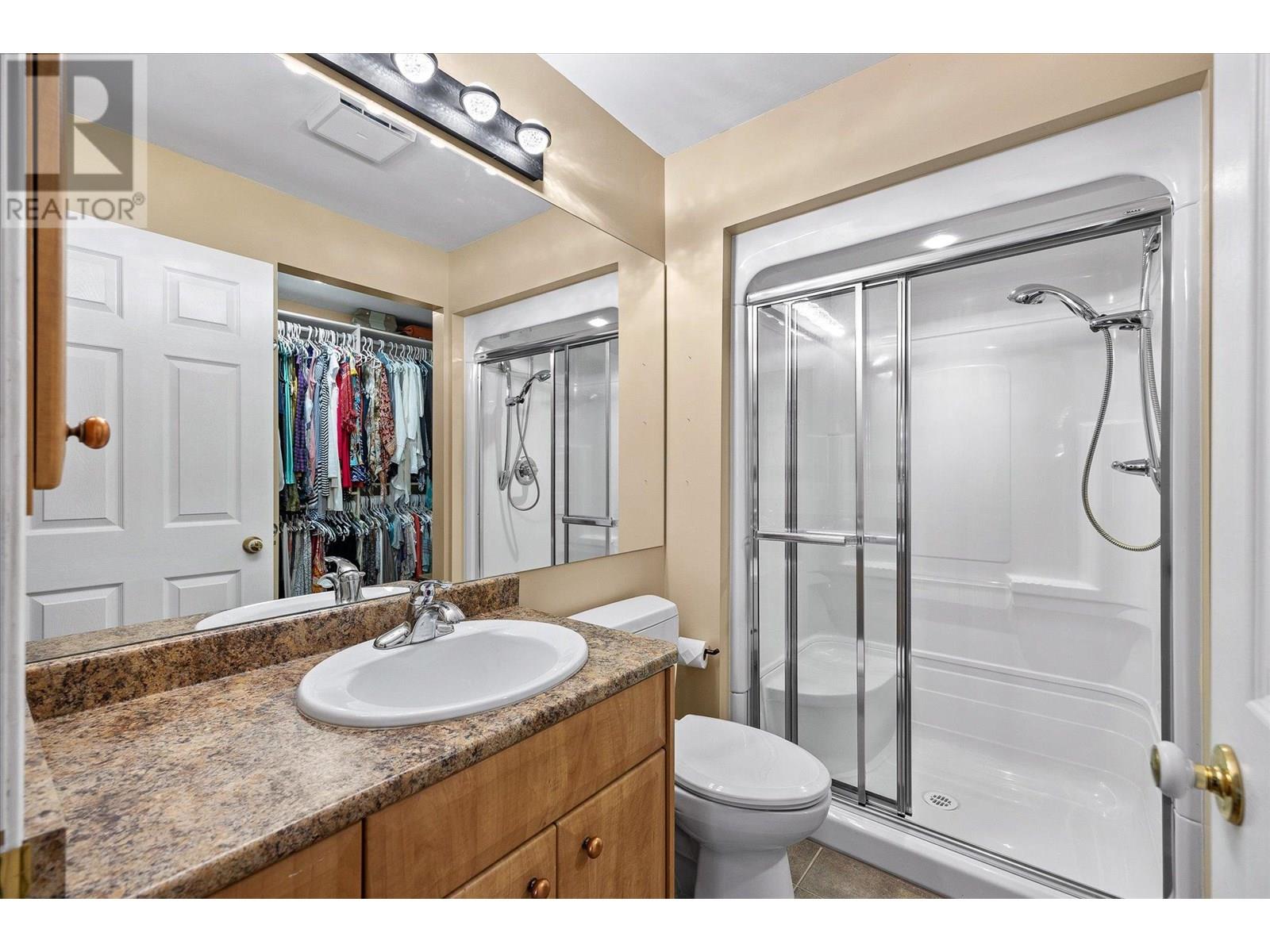 102 4630A Ponderosa Drive, Peachland