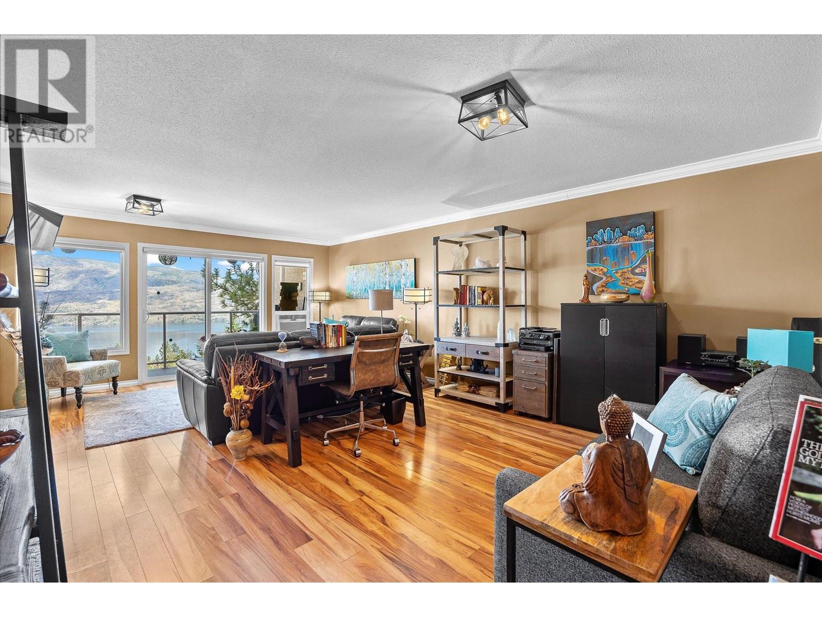 102 4630A Ponderosa Drive, Peachland