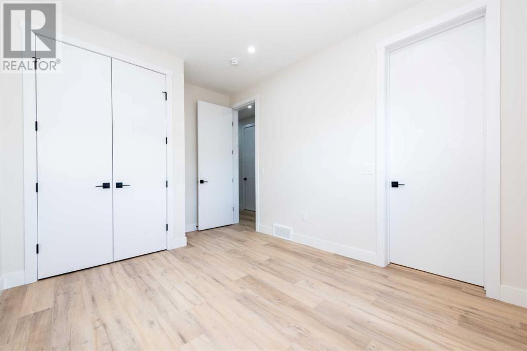 Single Family House for Sale in  Saddlelake Manor NE Saddle Ridge Calgary 