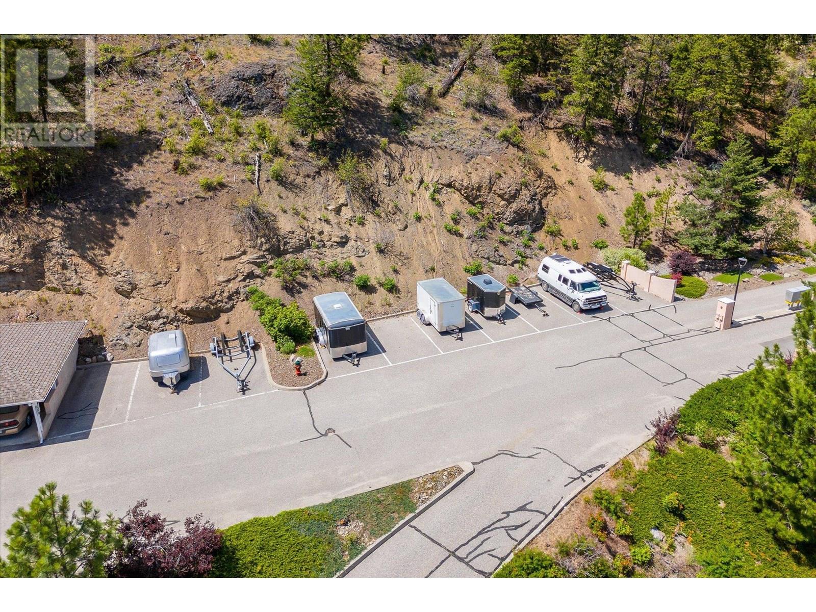 102 4630A Ponderosa Drive, Peachland