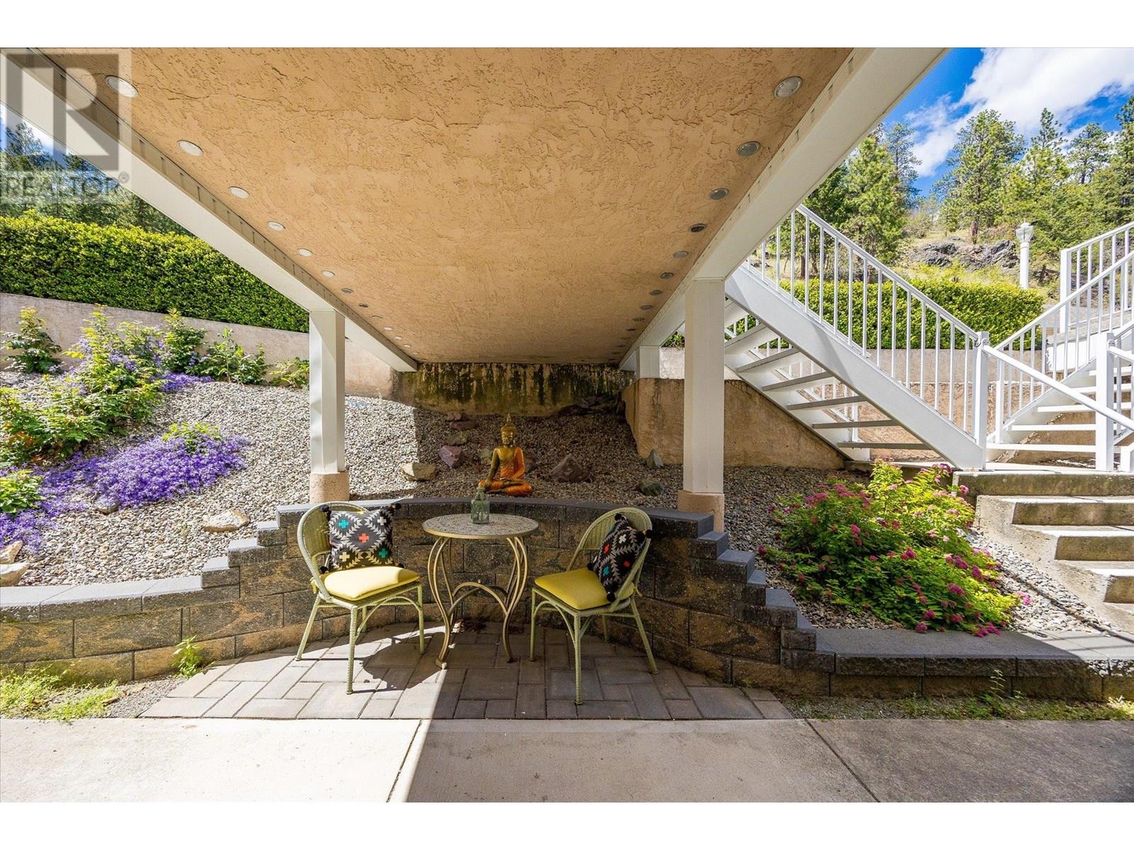102 4630A Ponderosa Drive, Peachland