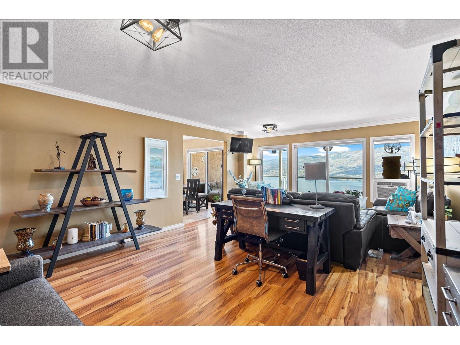 102 4630A Ponderosa Drive, Peachland