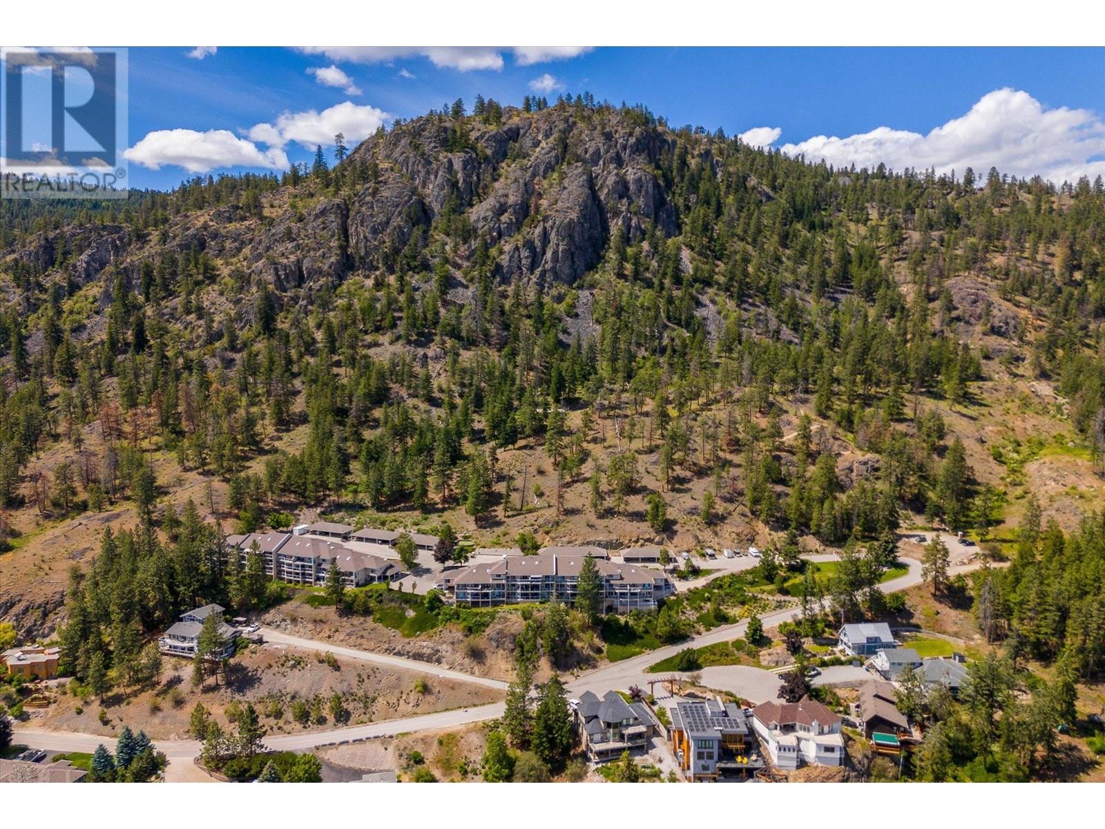102 4630A Ponderosa Drive, Peachland