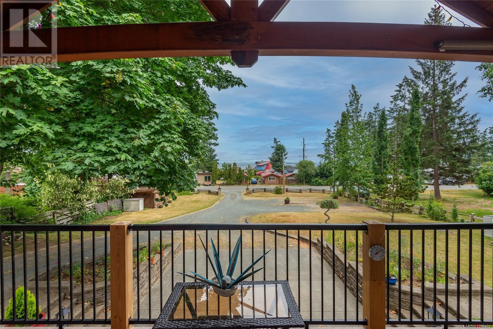 Photo 17 of 8947 Clarkson Ave, Black Creek BC