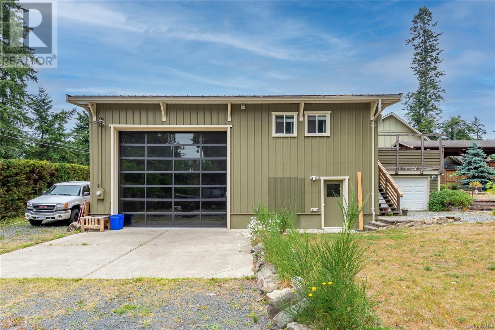 Photo 51 of 8947 Clarkson Ave, Black Creek BC