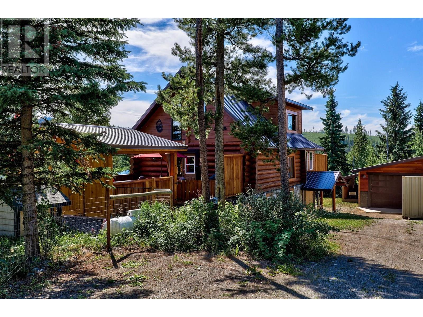 4761 Atwater Road, Logan Lake