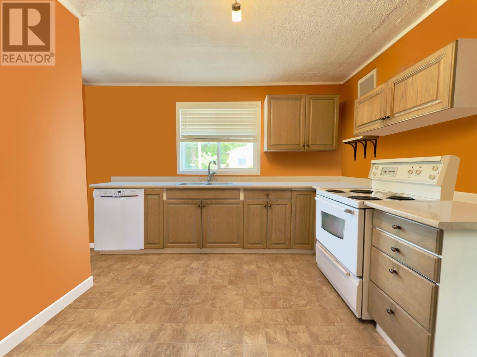  1802 31 Street, Vernon