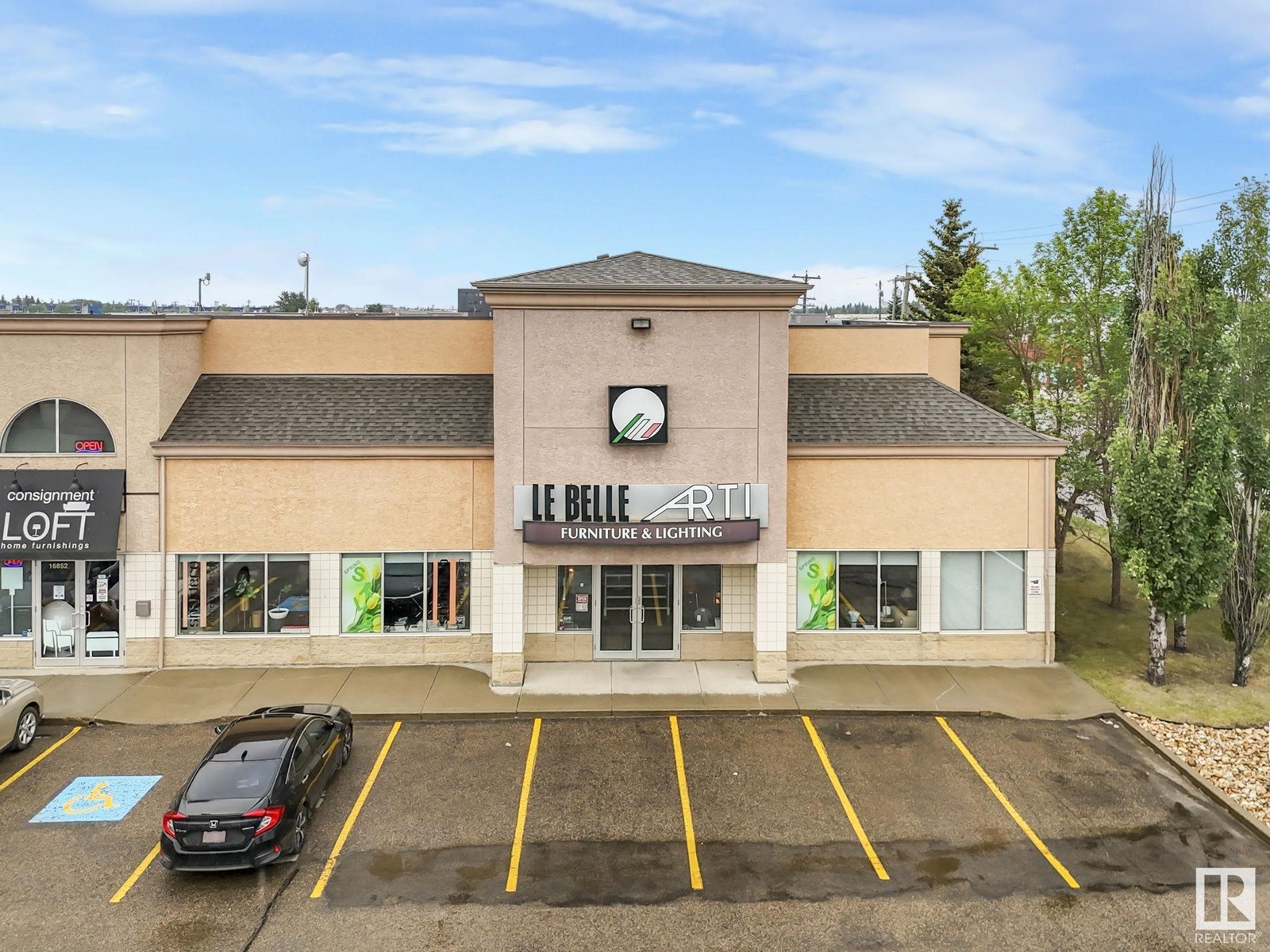 Photo 14 of 16844 111 Av Nw, Edmonton AB