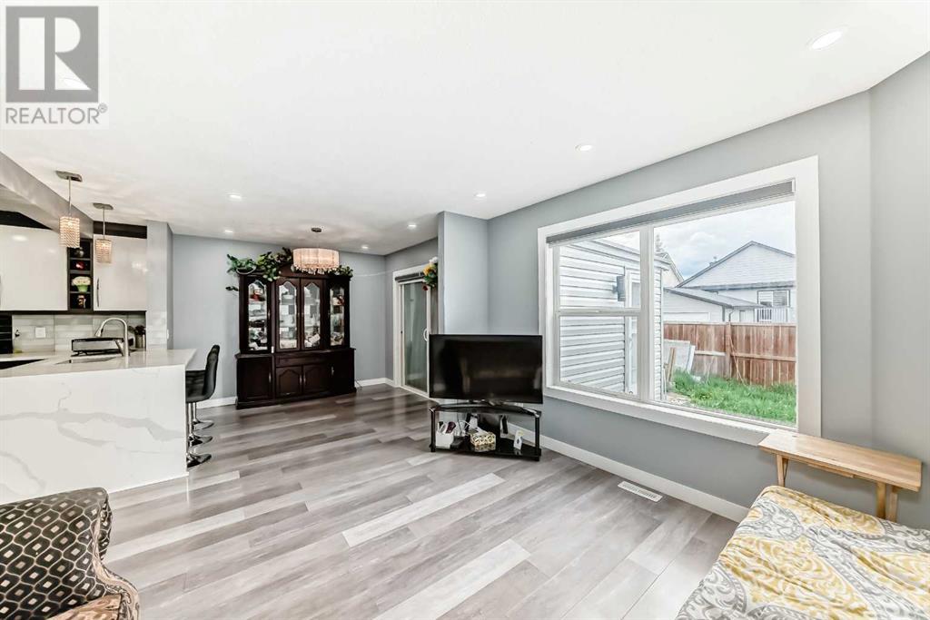 Single Family House for Sale in  Martha