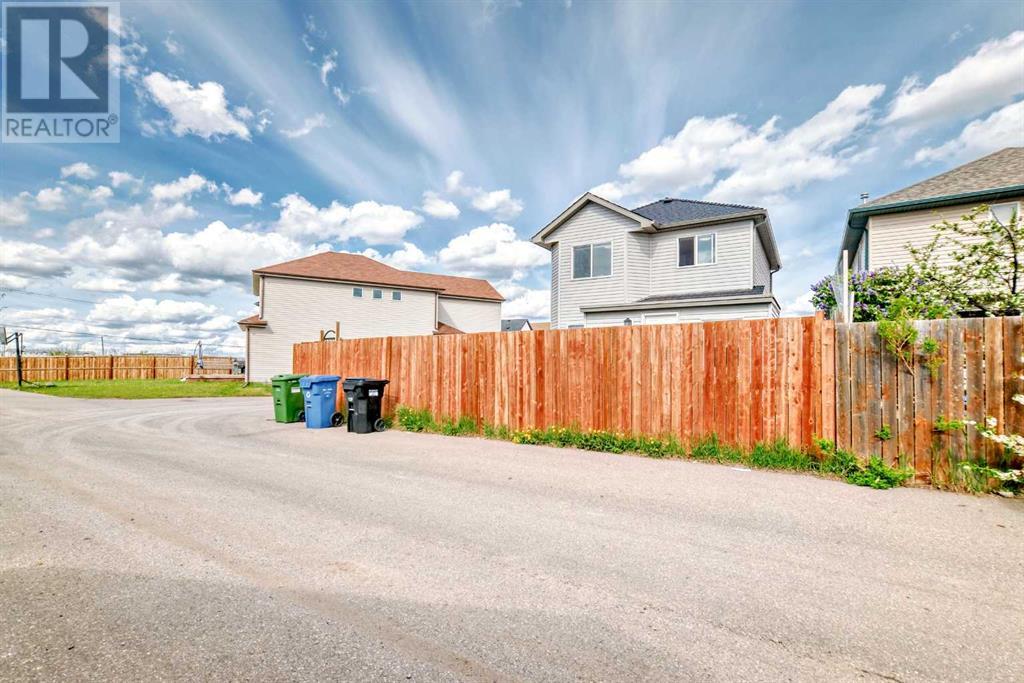 Single Family House for Sale in  Martha