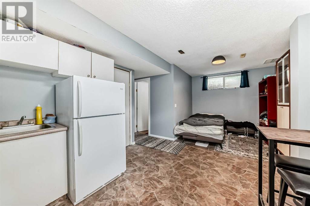 Single Family House for Sale in  Martha