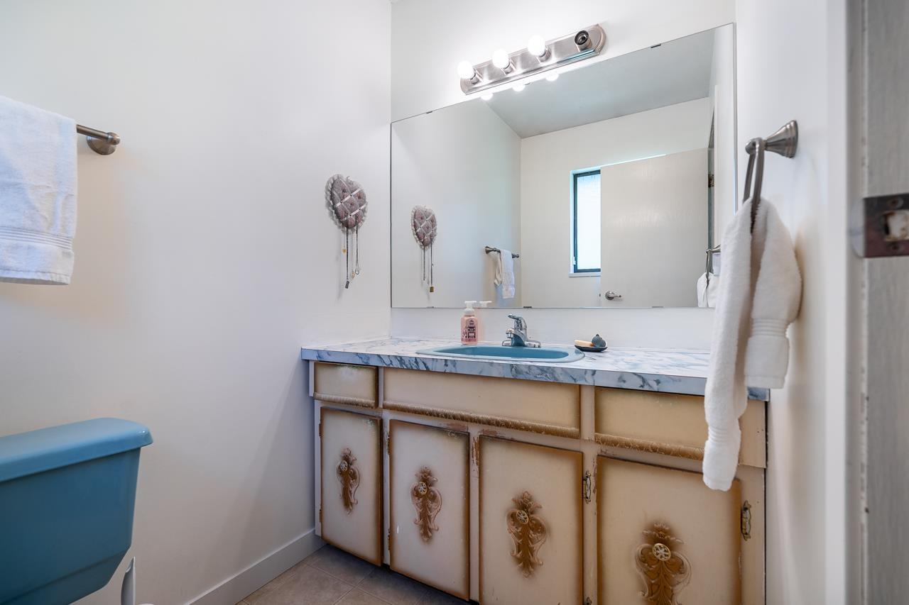 Photo 19 of 13575 Crestview Drive, Surrey BC