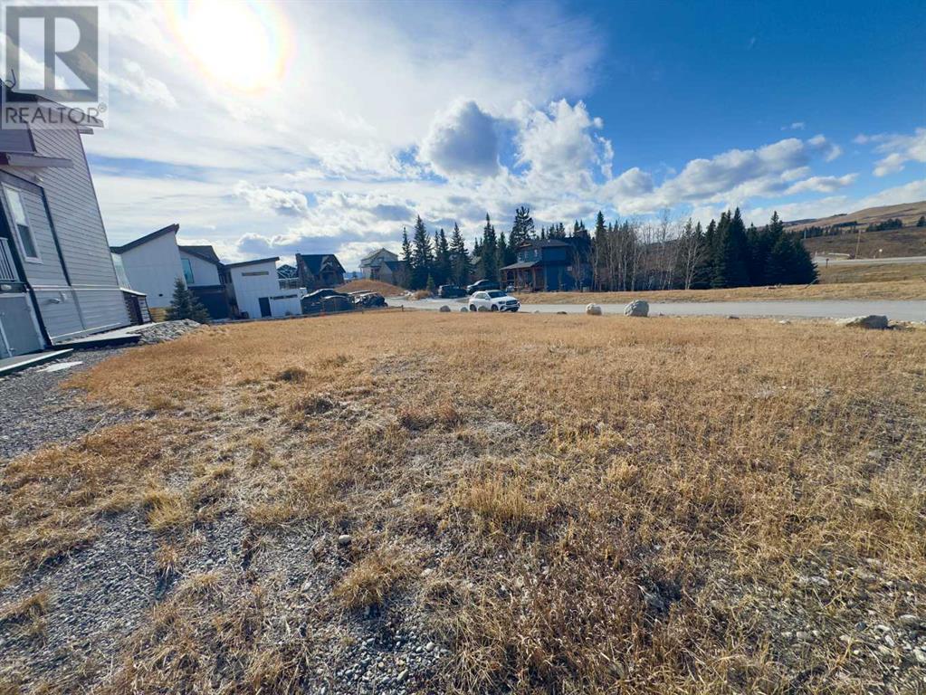 Photo 12 of 423 Cottageclub Cove, Rural Rocky View County AB