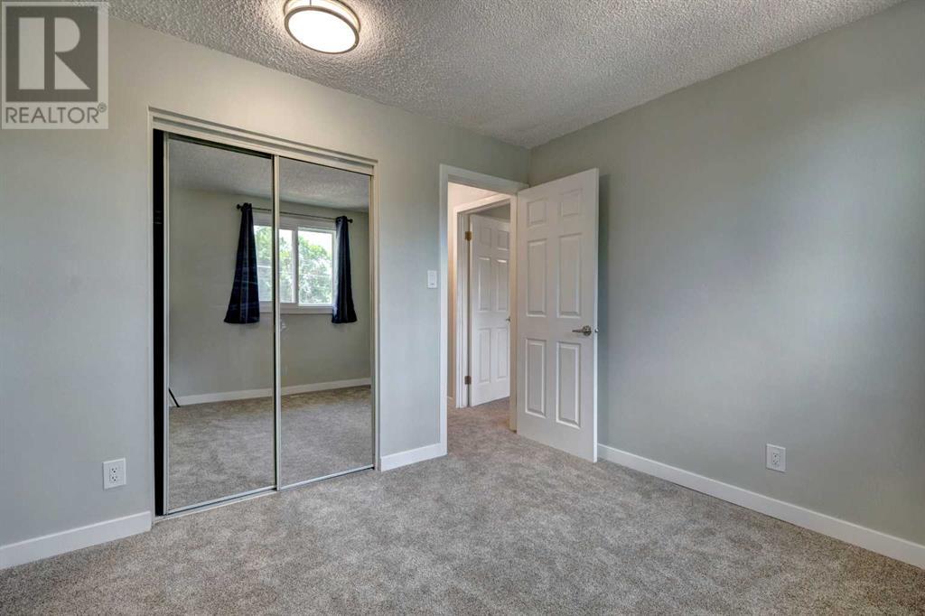 Single Family House for Sale in   Mcgonigal Drive NE Mayland Heights Calgary 