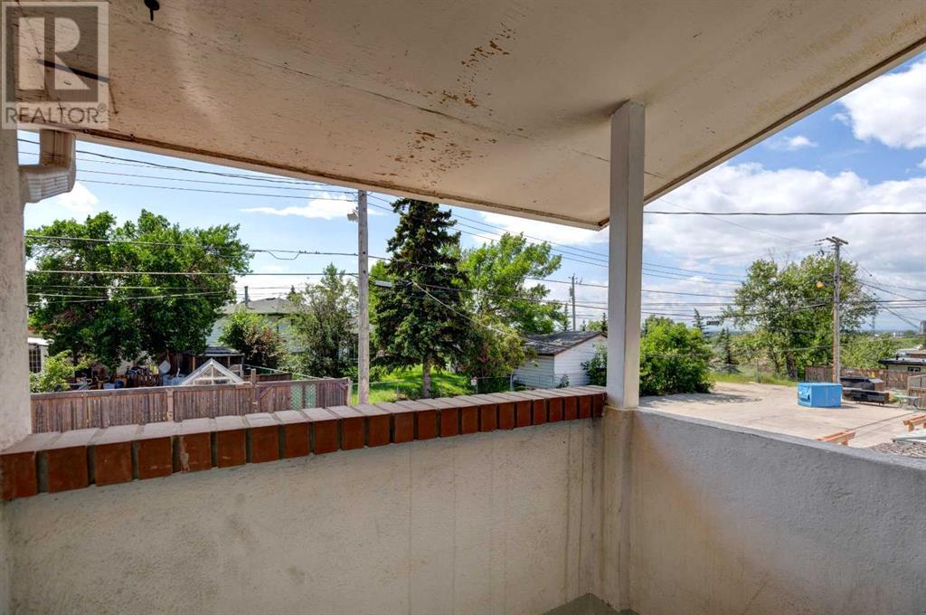 Single Family House for Sale in   Mcgonigal Drive NE Mayland Heights Calgary 