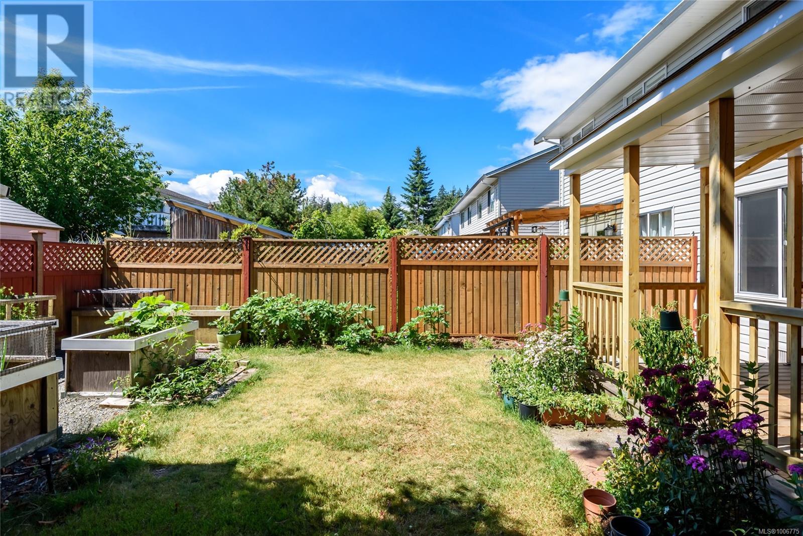 A 1927 Noort Pl, Courtenay