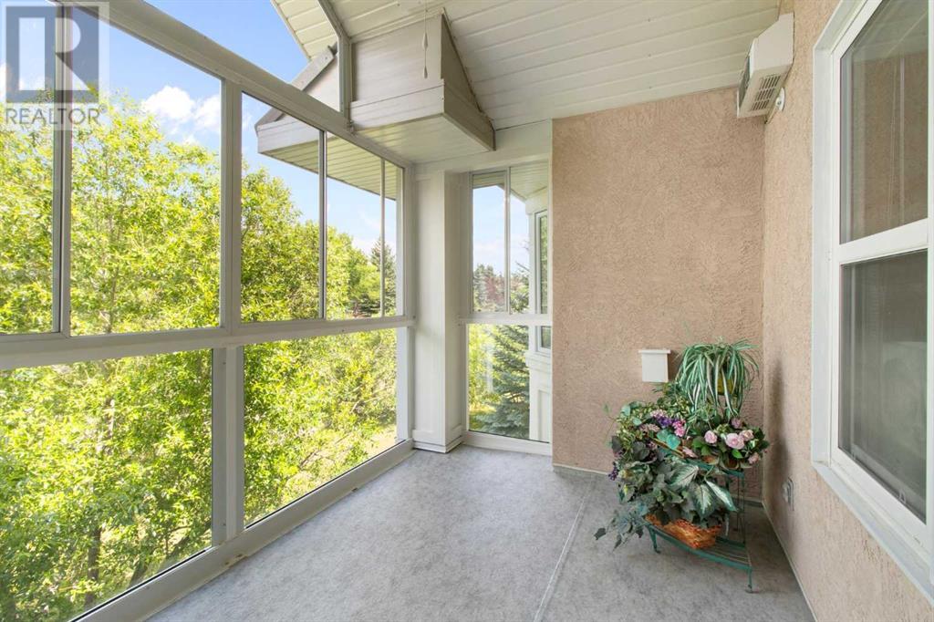 Single Family House for Sale in   Sierra Morena Boulevard SW Signal Hill Calgary 
