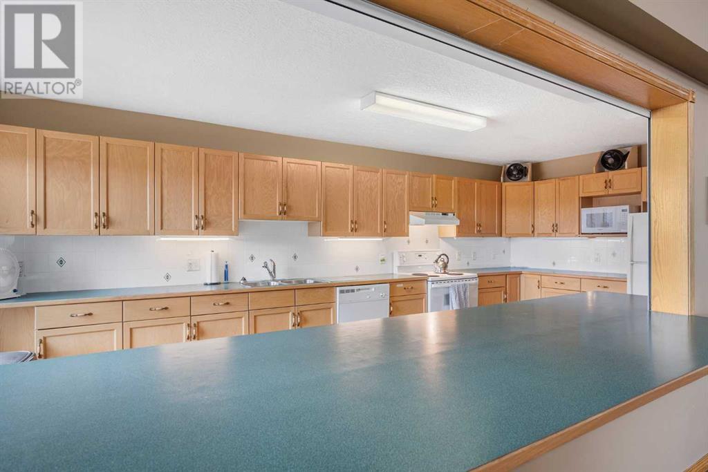 Single Family House for Sale in   Sierra Morena Boulevard SW Signal Hill Calgary 