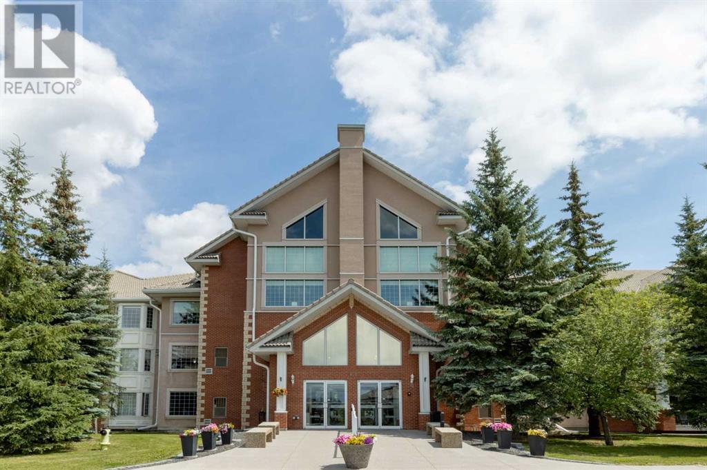 Single Family House for Sale in   Sierra Morena Boulevard SW Signal Hill Calgary 