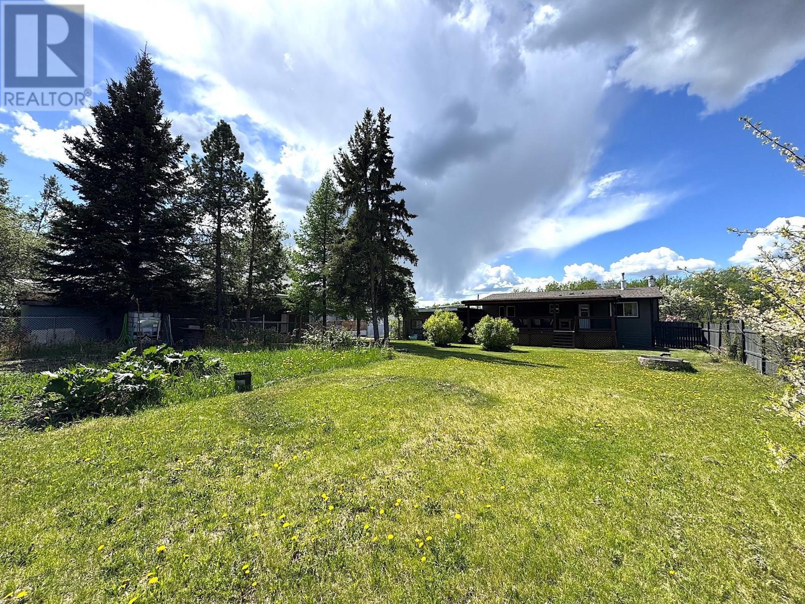 Photo 9 of 12293 Birch Avenue, Fort St John BC