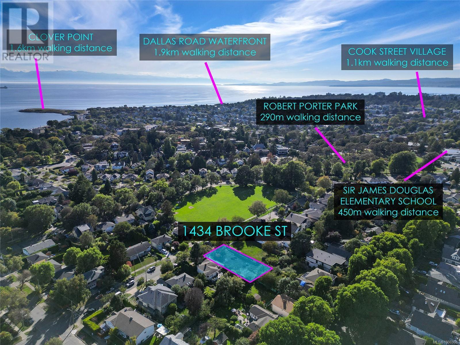Photo 8 of 4 1434 Brooke St, Victoria BC