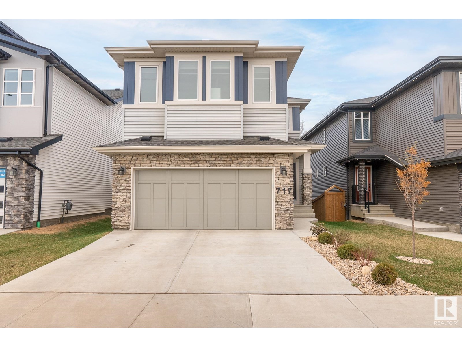 Photo 9 of 717 Kinglet Bv Nw, Edmonton AB