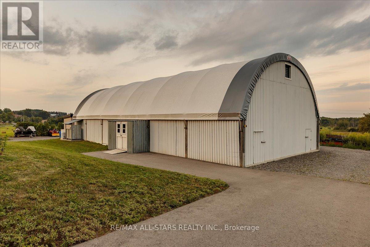 Photo 6 of 247 Ravencrest Road, Georgina ON