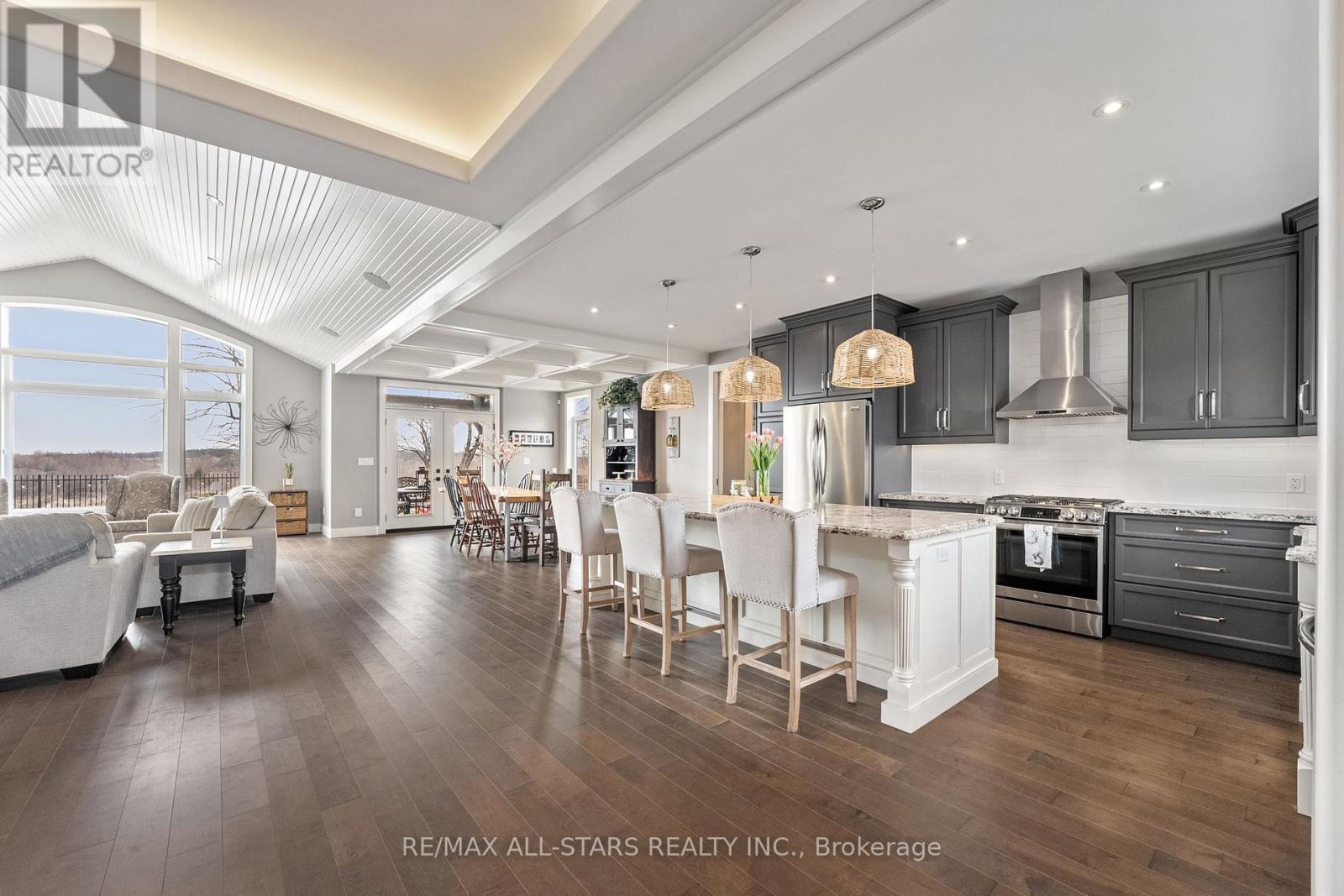 Photo 34 of 247 Ravencrest Road, Georgina ON