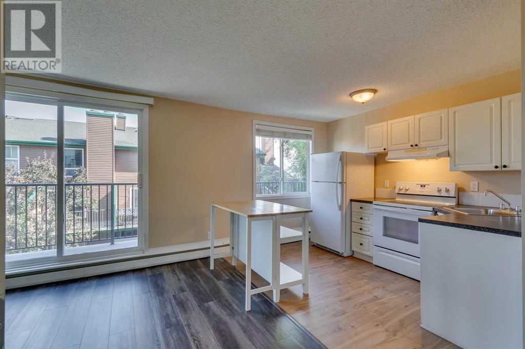 Single Family House for Sale in    Avenue SW Bankview Calgary 