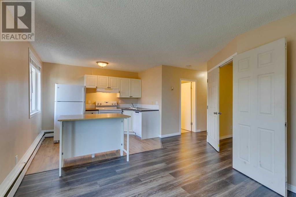 Single Family House for Sale in    Avenue SW Bankview Calgary 