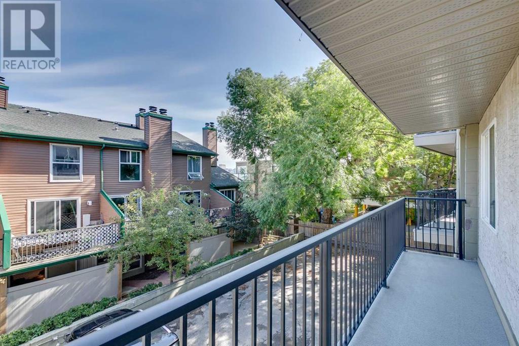 Single Family House for Sale in    Avenue SW Bankview Calgary 