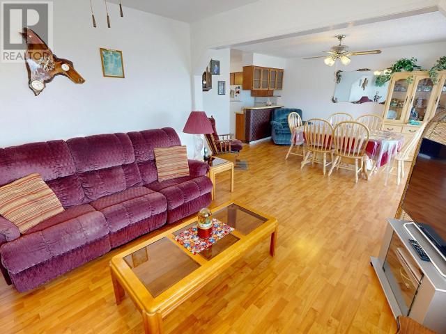 5756 WILLOW AVE, Powell River