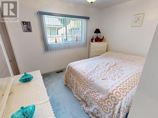 5756 WILLOW AVE, Powell River