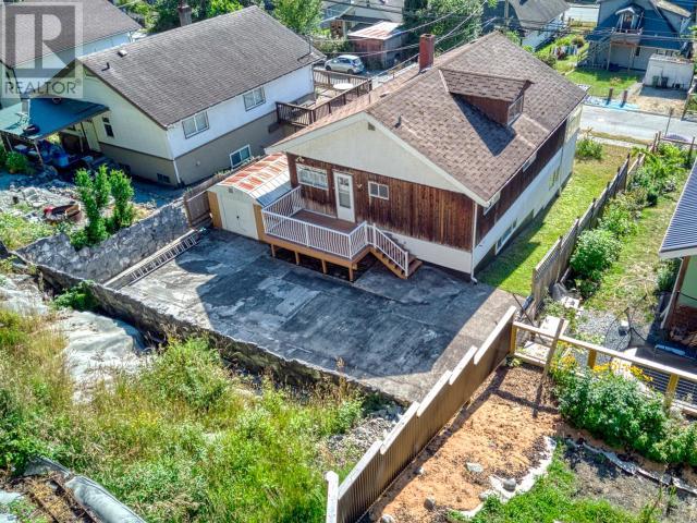 5756 WILLOW AVE, Powell River