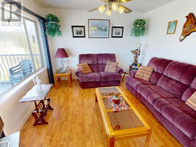 5756 WILLOW AVE, Powell River