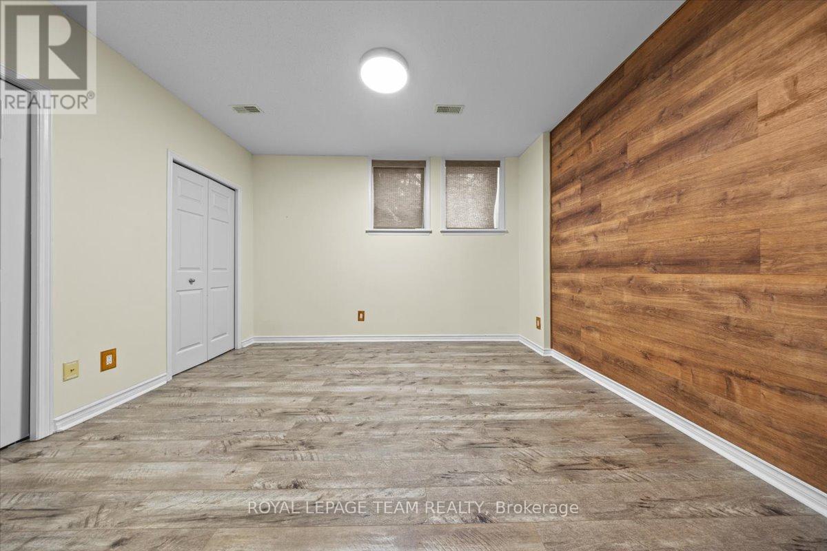 Photo 2 of 512 Reardon Private, Ottawa ON