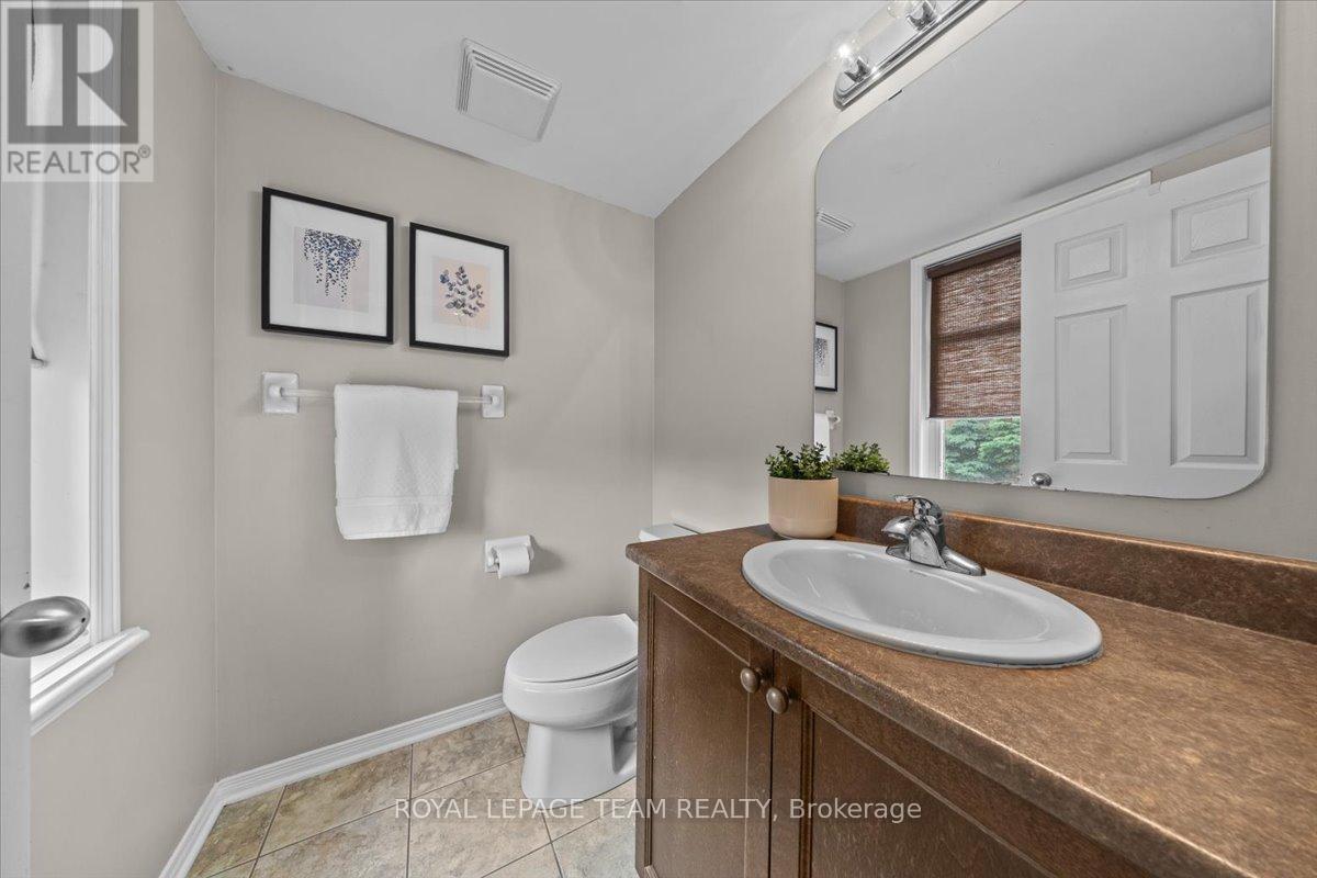 Photo 14 of 512 Reardon Private, Ottawa ON