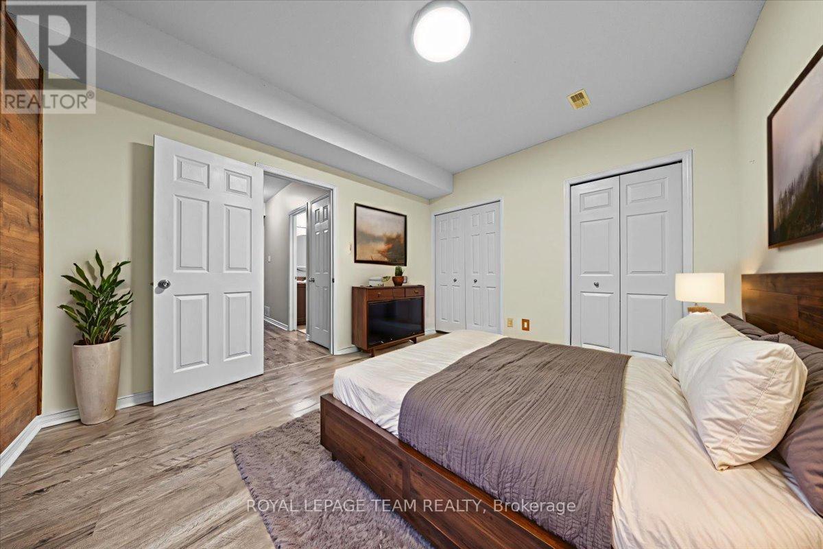 Photo 20 of 512 Reardon Private, Ottawa ON