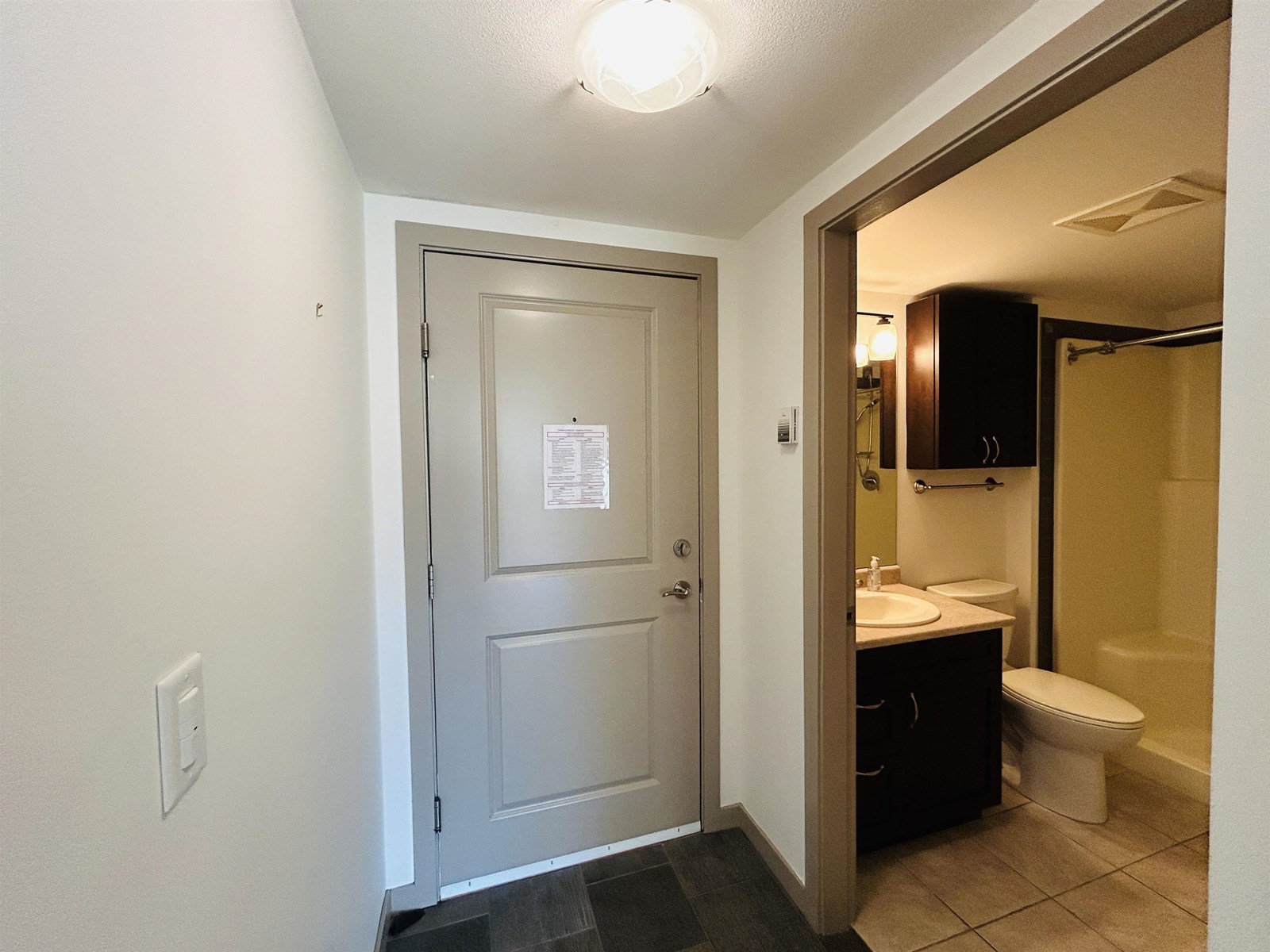 Photo 26 of 415 2511 King George Boulevard, Surrey BC