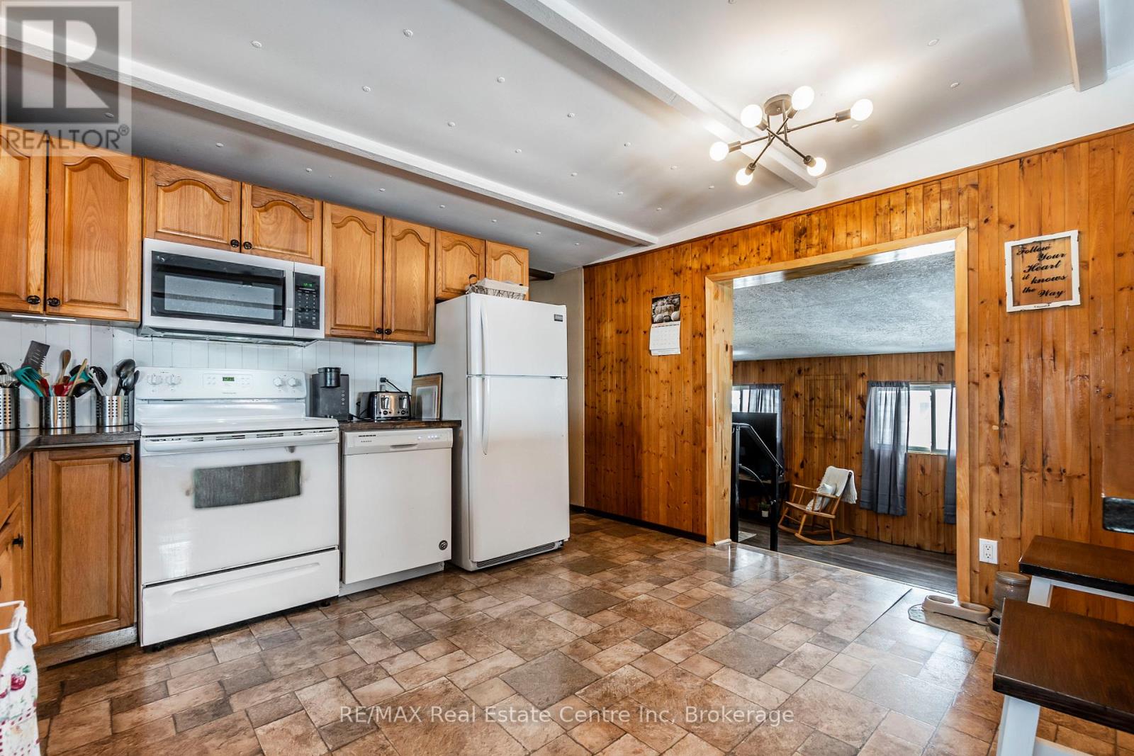 Photo 14 of 9034 Guelph Junction Road, Milton ON