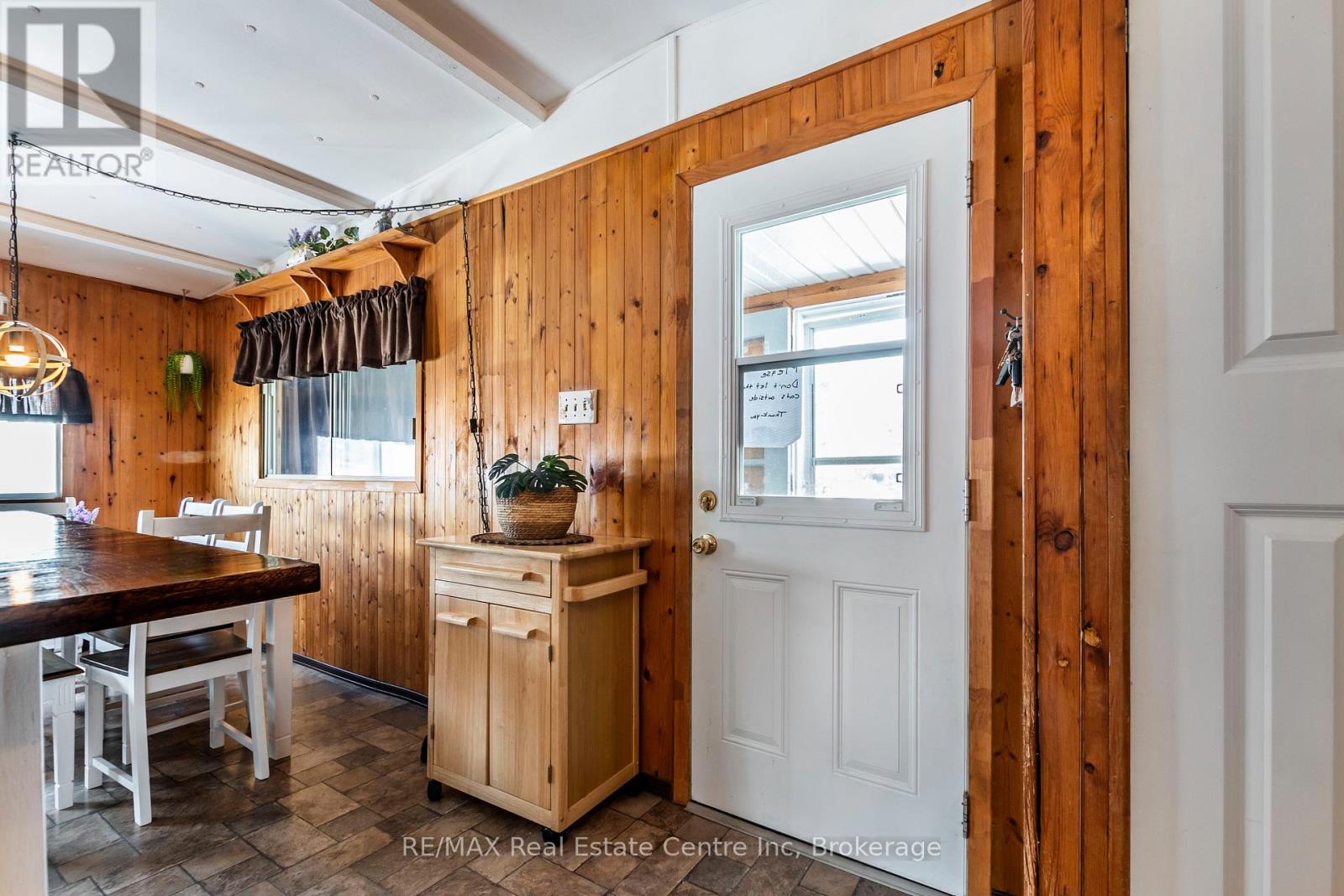 Photo 24 of 9034 Guelph Junction Road, Milton ON