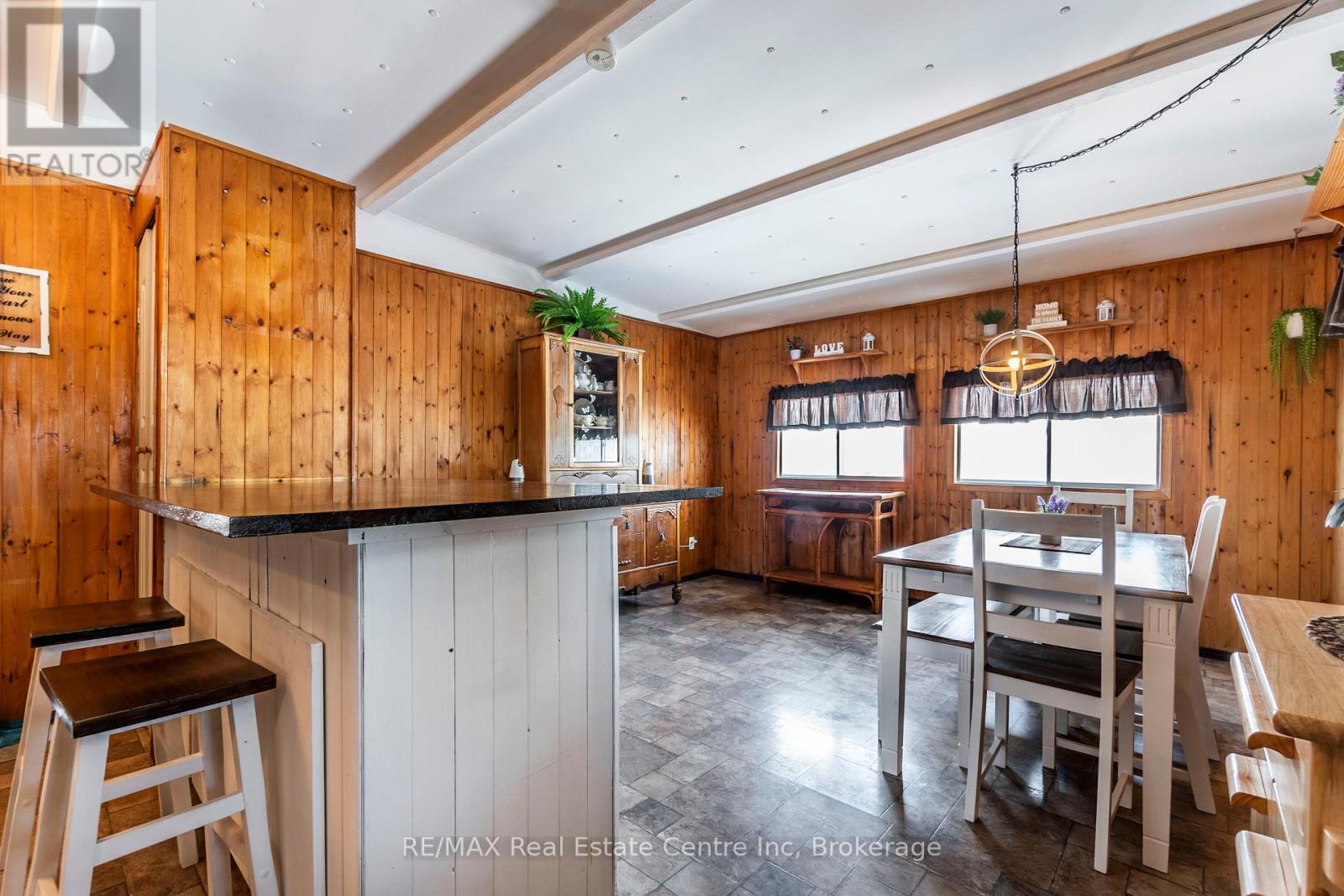 Photo 8 of 9034 Guelph Junction Road, Milton ON