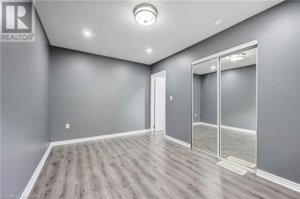 Photo 5 of 61 Clarence Street, Brampton ON