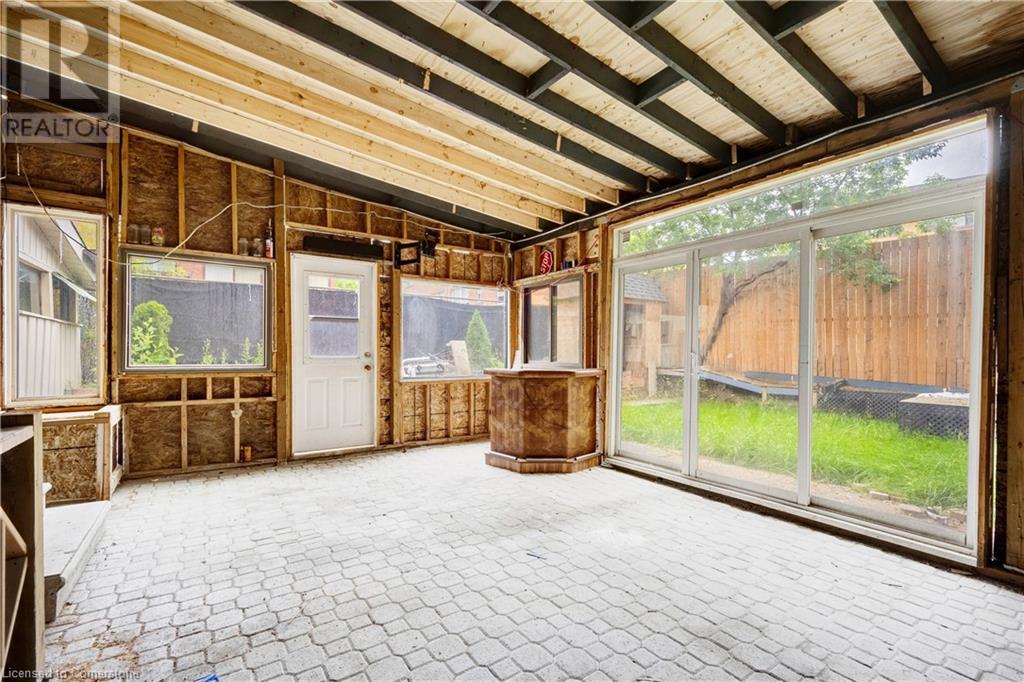 Photo 41 of 61 Clarence Street, Brampton ON