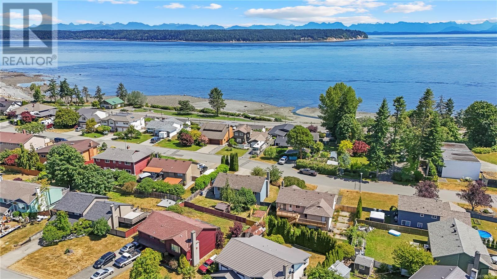 Photo 30 of 1686 Passage View Dr, Campbell River BC