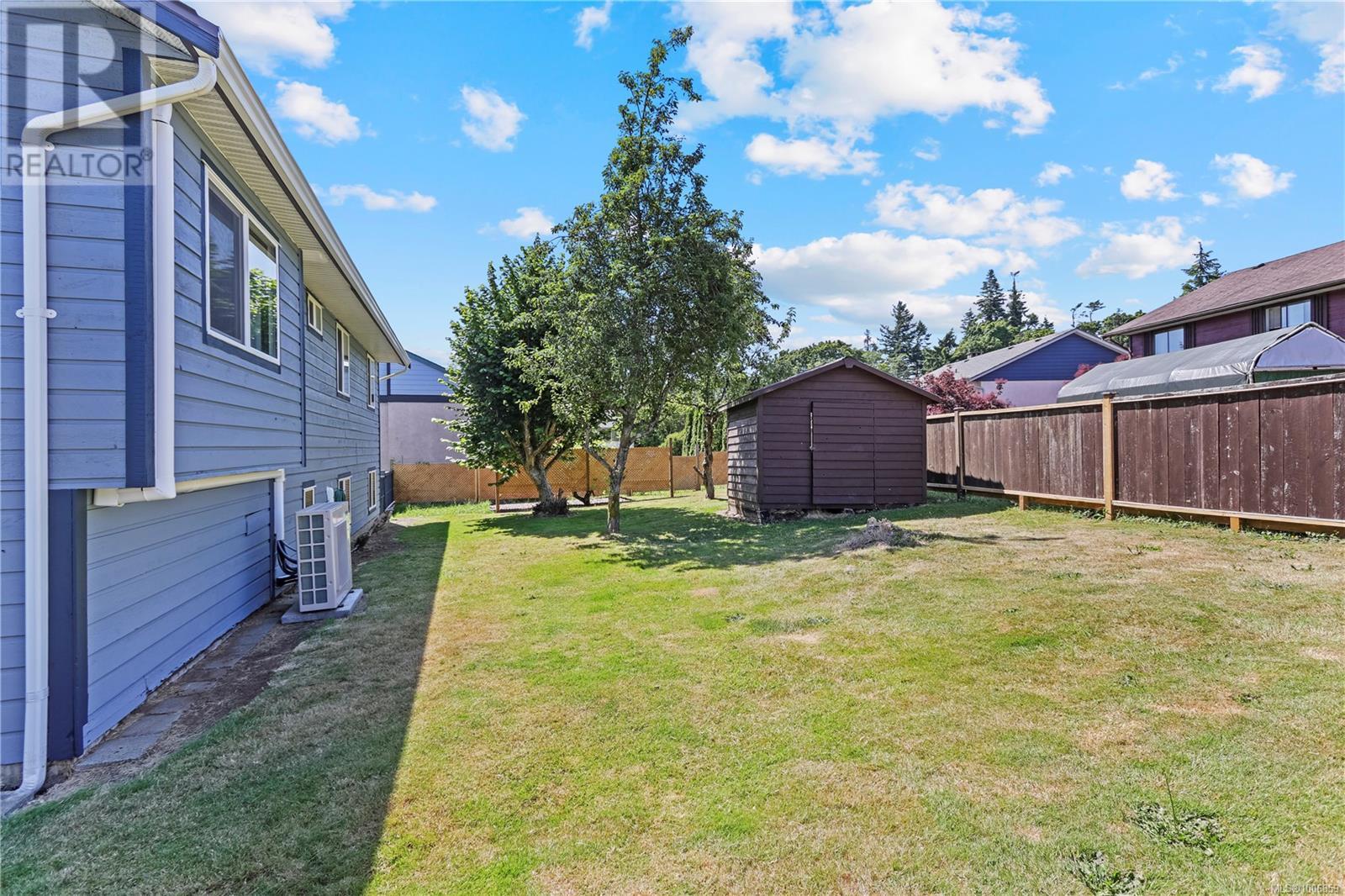 Photo 34 of 1686 Passage View Dr, Campbell River BC
