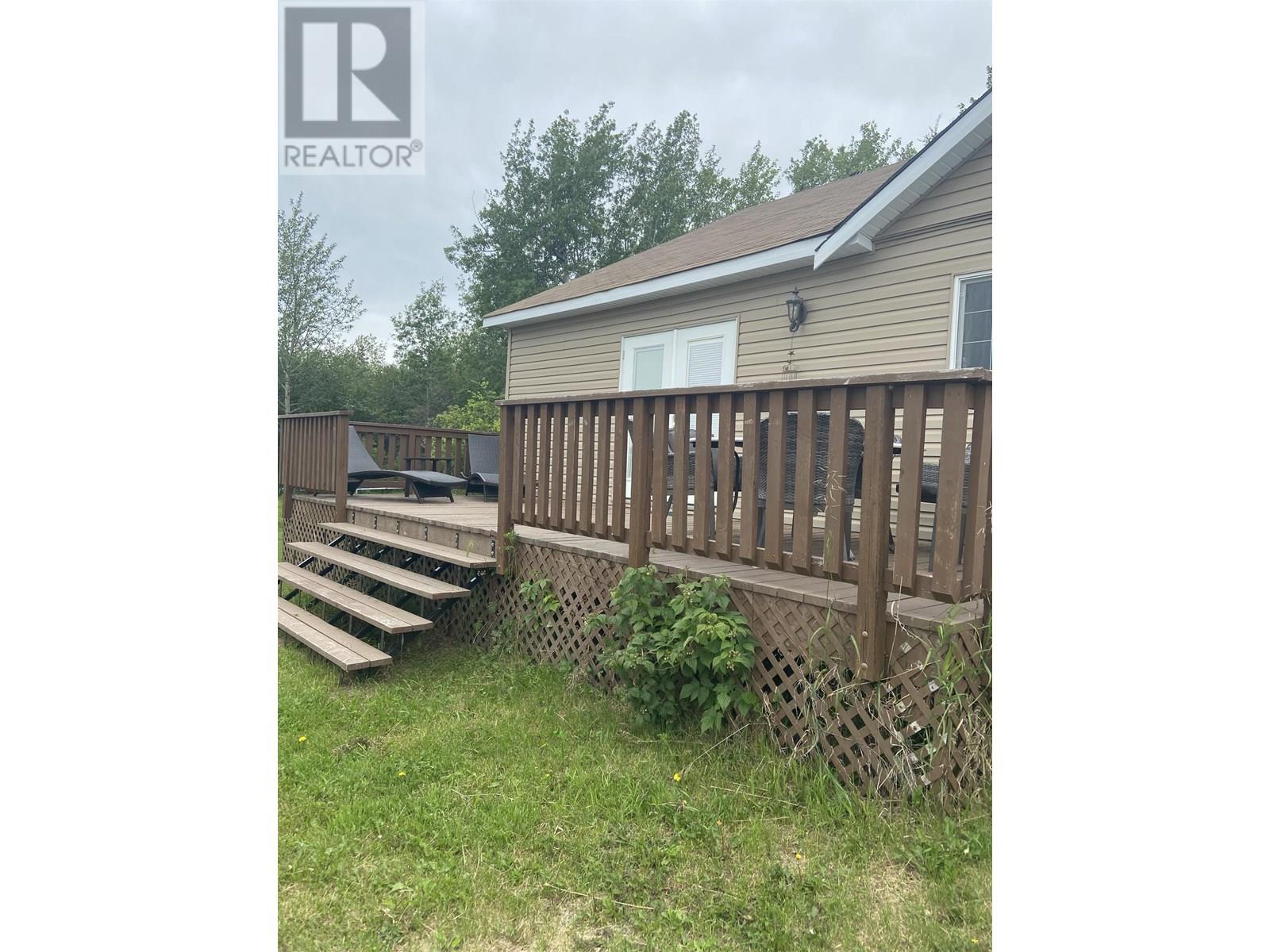 Photo 10 of 13349 281 Road, Fort St John BC