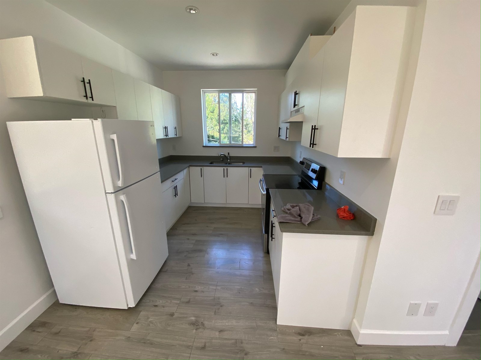 Photo 35 of 23697 Old Yale Road, Langley BC