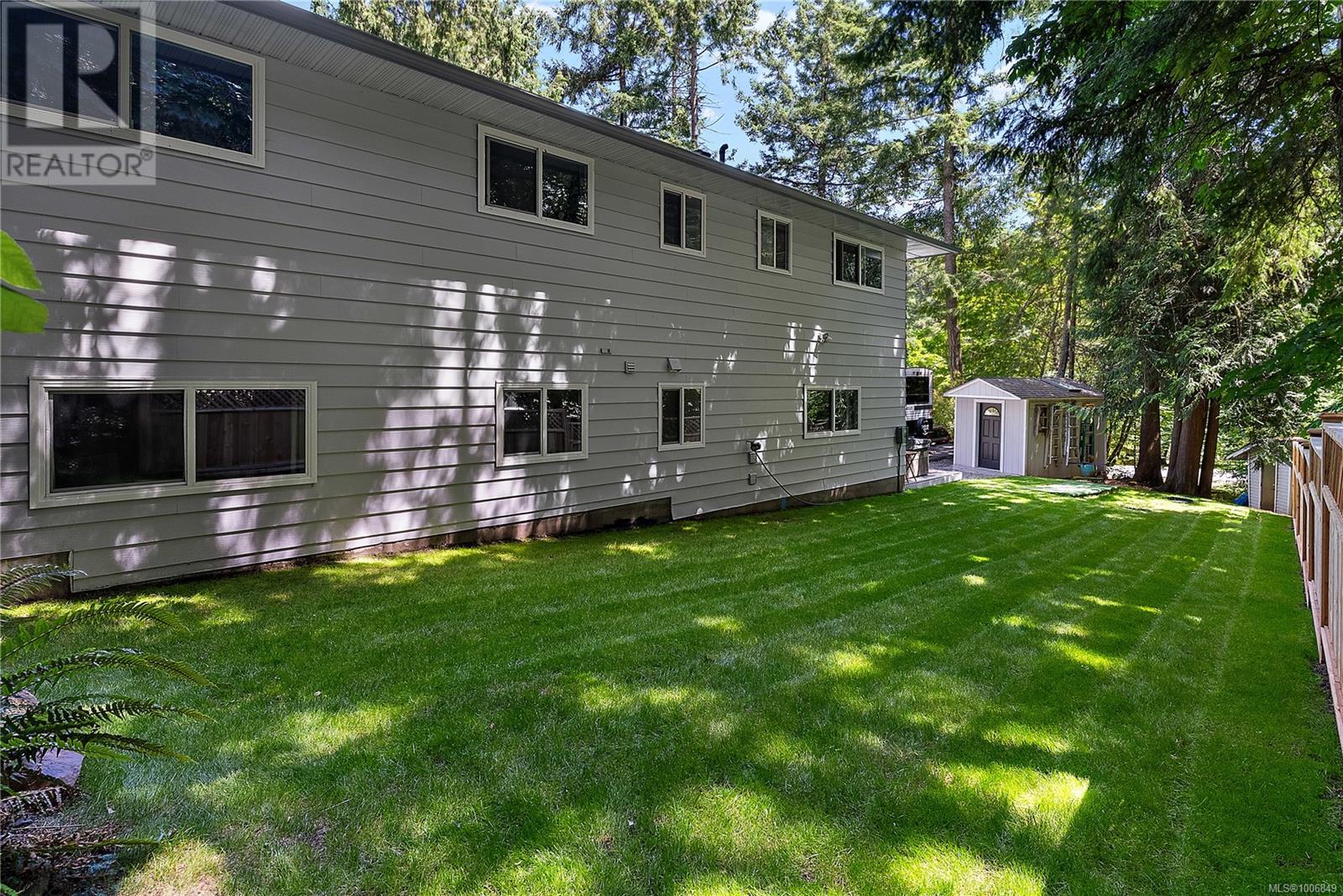 Photo 28 of 2040 Salem Terr, North Saanich BC