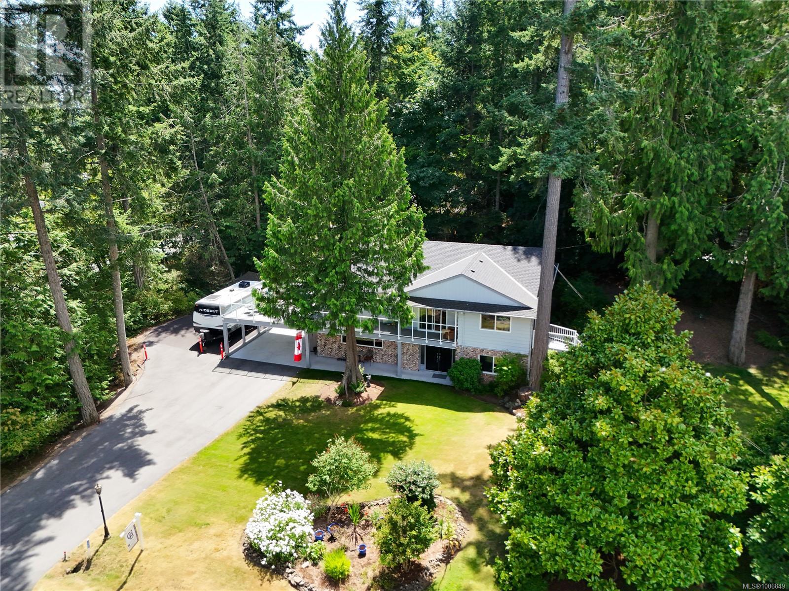 Photo 33 of 2040 Salem Terr, North Saanich BC